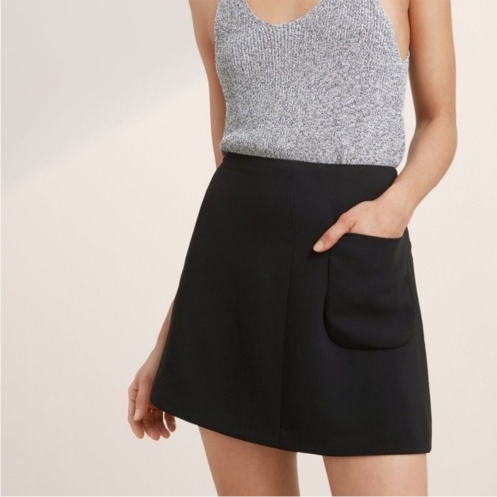 6/$32🛍️ | Aritzia | Wilfred Essonne Crepe Mini Skirt, 2